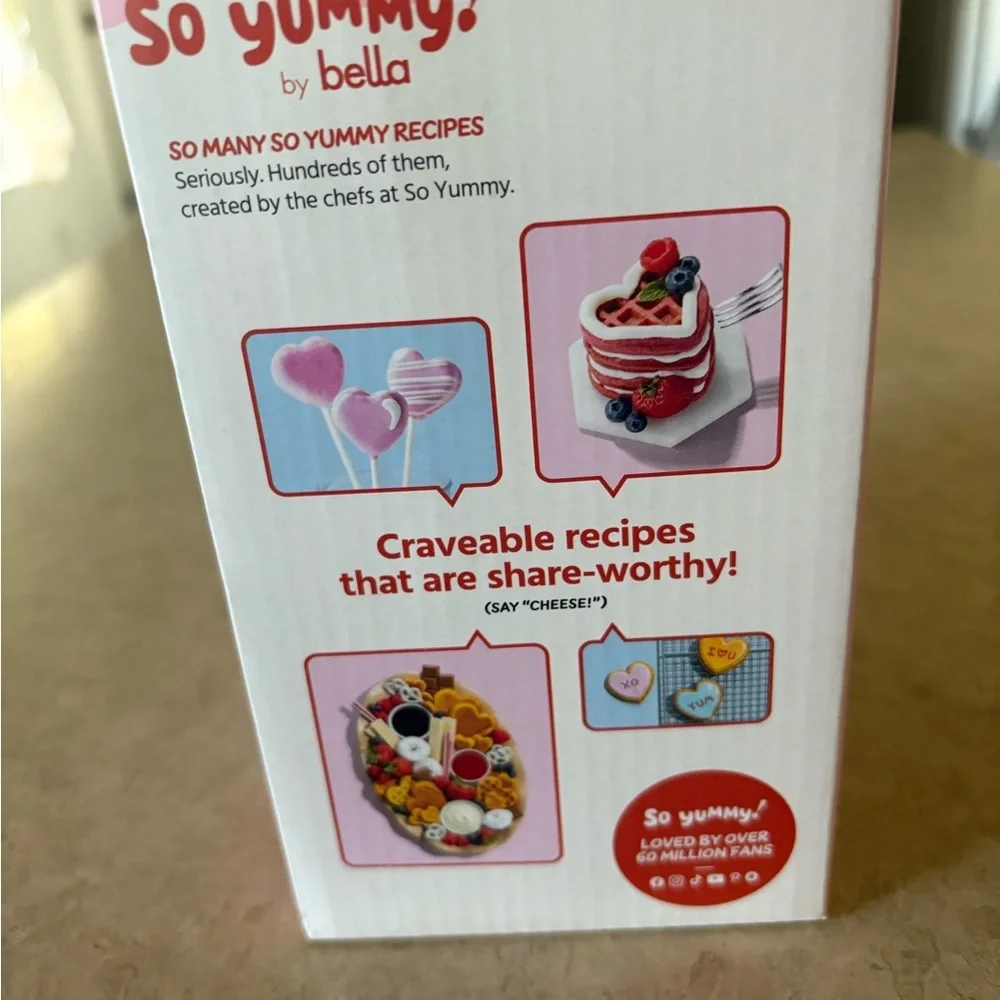 Bella Mini Dunker Waffle Maker